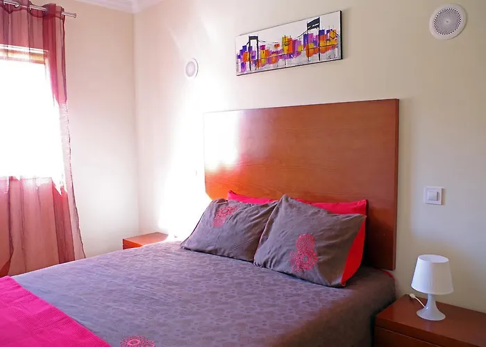 @ Poolside Apartament *